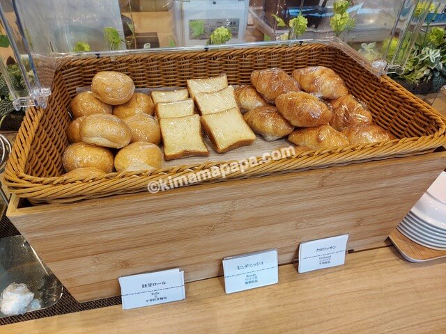 福井市のドーミーイン福井、朝食バイキングのパン