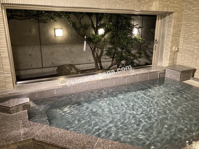 敦賀マンテンホテル、大浴場の湯船