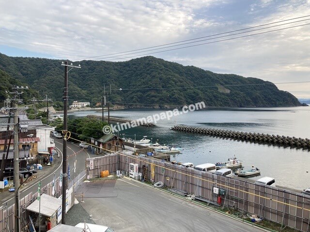 福井県若狭町の幸楽、お部屋から見た神子漁港
