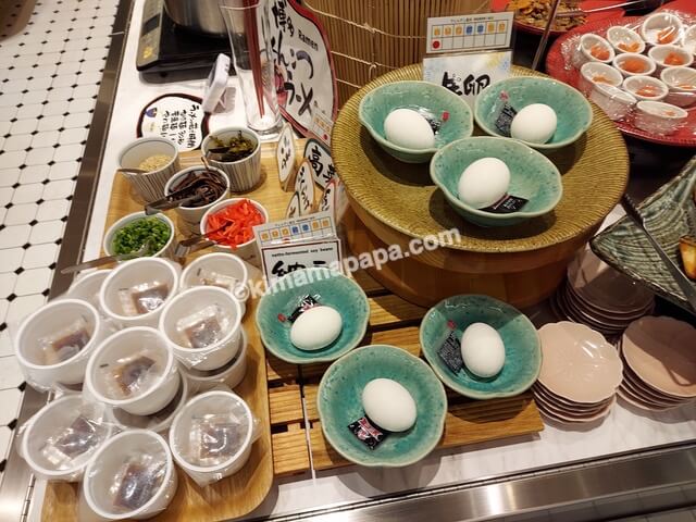 福岡県福岡市のダイワロイネットホテル博多冷泉、朝食の生卵と納豆