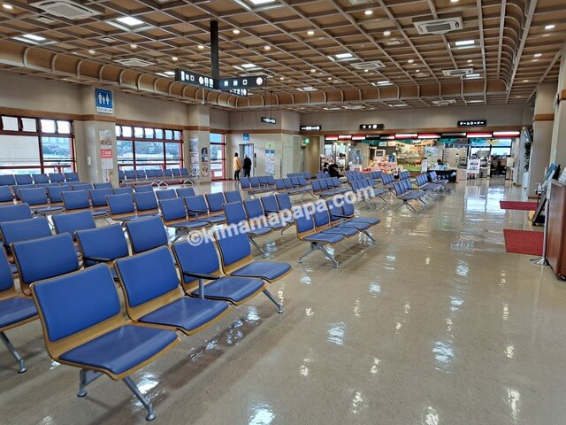 福岡県北九州市新門司港、阪九フェリー神戸行きターミナル