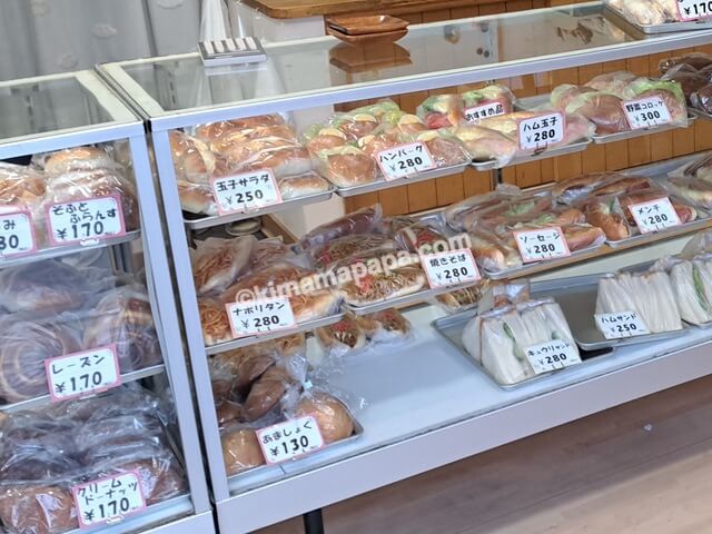 北海道小樽市、亀十のパン