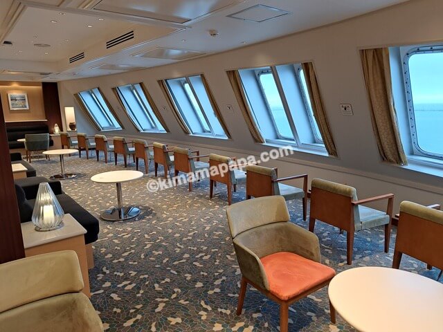 小樽港→新潟港の新日本海フェリーらべんだあ、5階フォワードサロンの入口