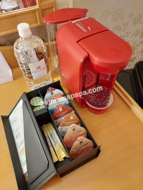 石川県金沢市のホテル山楽、ベーシックツインのコーヒーメーカー