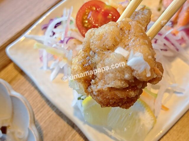 石川県金沢市の芝寿しのさと、おむすびご膳の油淋鶏
