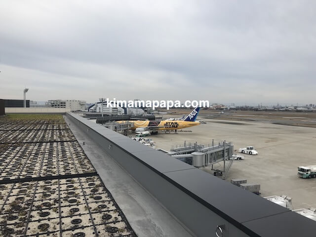 伊丹空港、南ターミナルの展望デッキ