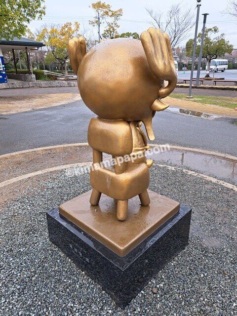 熊本県熊本市の動植物園、チョッパー像