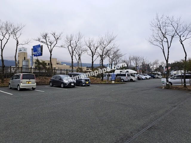 熊本県阿蘇市、道の駅阿蘇の駐車場
