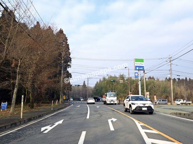 熊本県阿蘇市、国道57号線の乙姫交差点