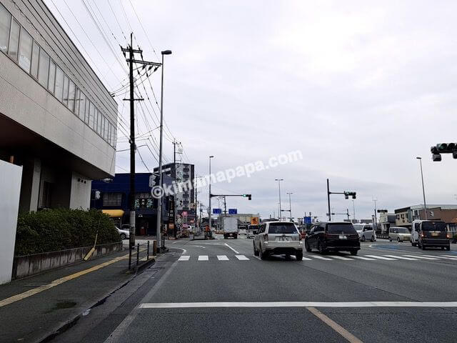 熊本県熊本市、国道57号線の市民病院前交差点