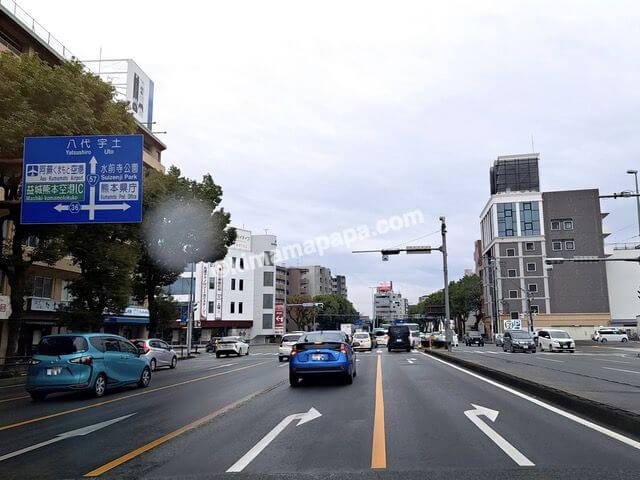 熊本県熊本市、国道57号線の県庁通り入口交差点