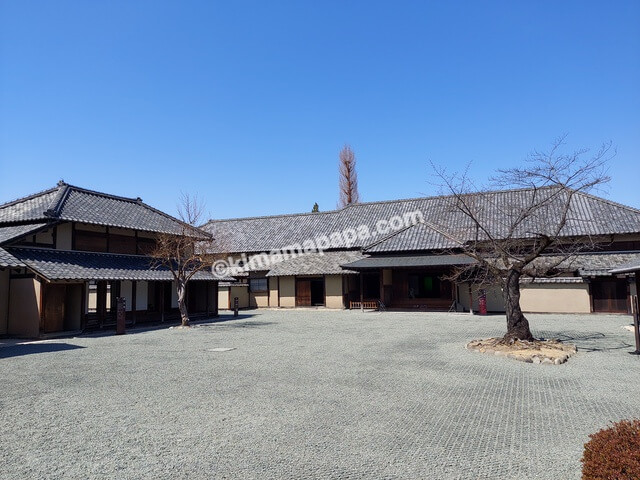 長野県長野市、松代藩文武学校の中央広場