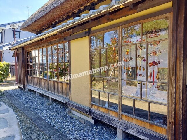 長野県長野市、旧樋口家住宅のガラス戸