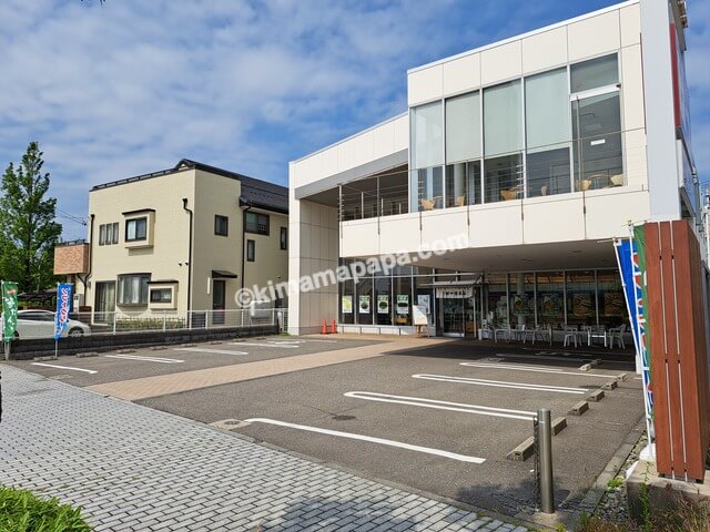 新潟県新潟市、田中屋本店みなと工房の外観