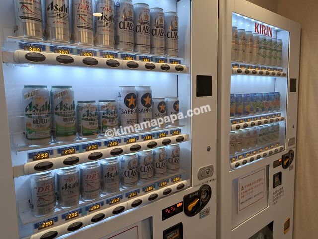 新潟港→小樽港の新日本海フェリーあざれあ、4階自販機コーナーのビール
