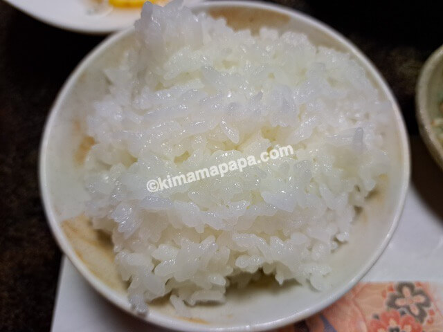 大分県湯布院町の大吉旅館、朝食のご飯