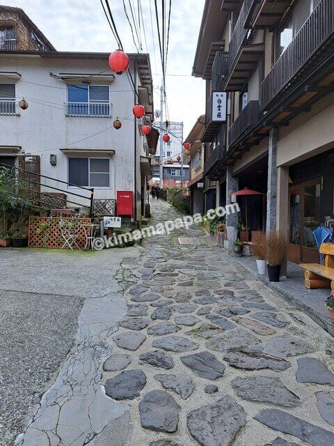 大分県湯布院町、湯平温泉街