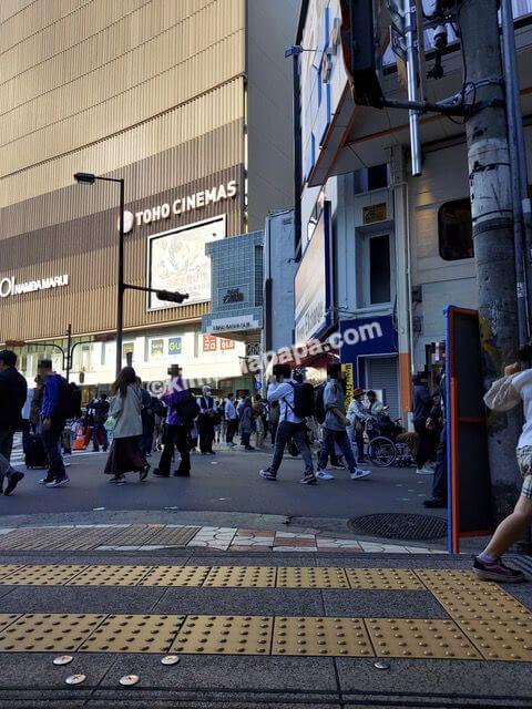 大阪難波駅、西口5番出口