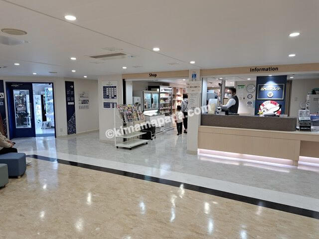 大阪南港→新門司行きフェリー第2便、6Fのインフォメーションと売店