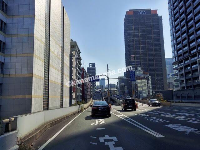 大阪市、国道423号線の難波・淀屋橋方面