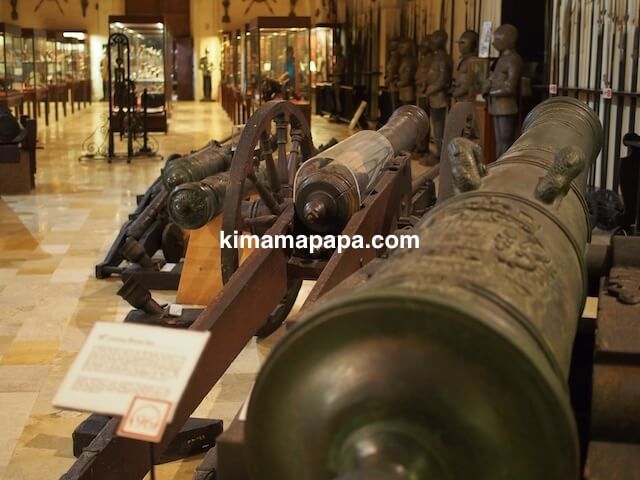 ヴァレッタ、軍事博物館の大砲
