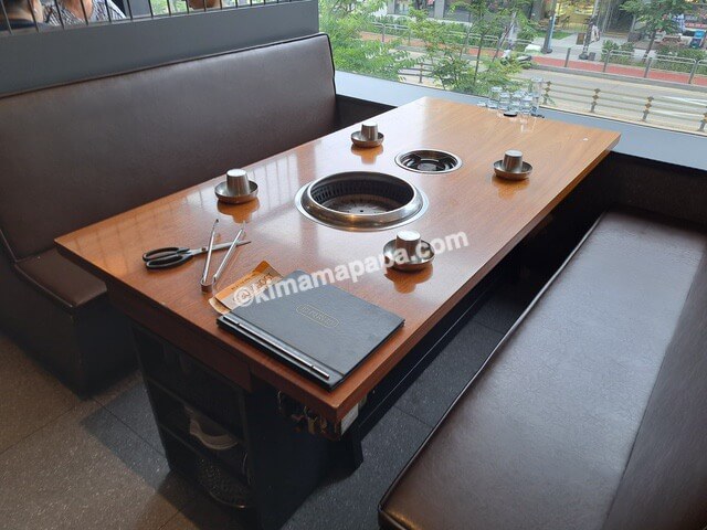 ソウル江西区のクムコギッチッ、テーブル席
