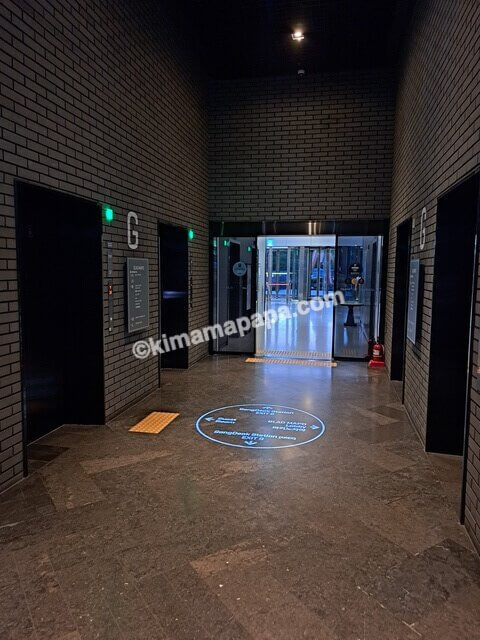 ソウル麻浦区のGLADマポ、1階エレベーターホール